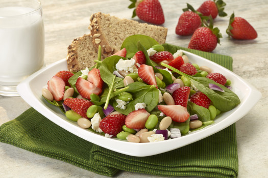 Strawberries, White Bean, and Edamame Salad