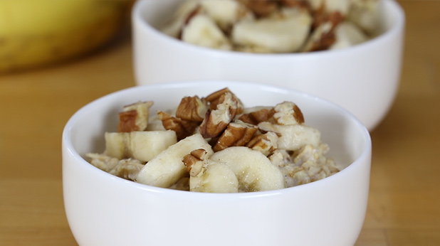 Overnight No-Cook Banana Oatmeal